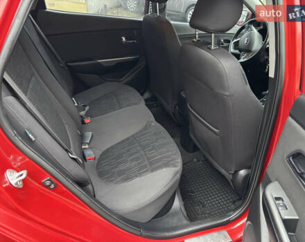 Красный Киа Рио, объемом двигателя 1.59 л и пробегом 35 тыс. км за 9970 $, фото 10 на Automoto.ua