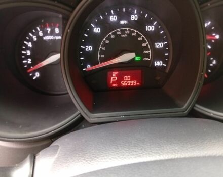 Червоний Кіа Ріо, об'ємом двигуна 0 л та пробігом 80 тис. км за 8000 $, фото 9 на Automoto.ua