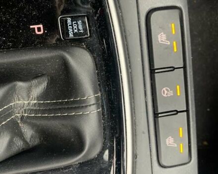 Красный Киа Рио, объемом двигателя 1.37 л и пробегом 51 тыс. км за 8990 $, фото 6 на Automoto.ua