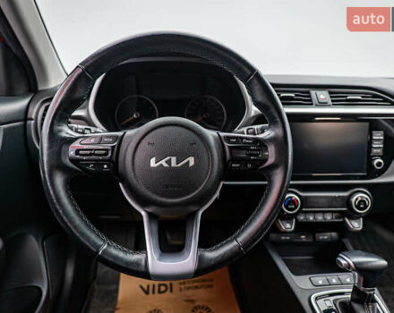 Червоний Кіа Ріо, об'ємом двигуна 1.6 л та пробігом 56 тис. км за 15556 $, фото 12 на Automoto.ua