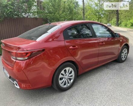 Красный Киа Рио, объемом двигателя 1.37 л и пробегом 51 тыс. км за 14777 $, фото 2 на Automoto.ua