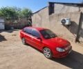 Красный Киа Рио, объемом двигателя 1.5 л и пробегом 180 тыс. км за 2800 $, фото 1 на Automoto.ua