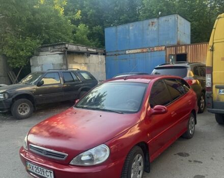 Червоний Кіа Ріо, об'ємом двигуна 1.4 л та пробігом 202 тис. км за 2200 $, фото 6 на Automoto.ua