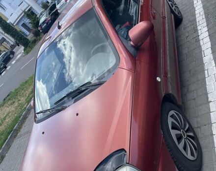 Червоний Кіа Ріо, об'ємом двигуна 1.5 л та пробігом 202 тис. км за 3200 $, фото 3 на Automoto.ua