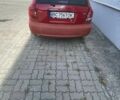 Красный Киа Рио, объемом двигателя 1.3 л и пробегом 280 тыс. км за 2204 $, фото 2 на Automoto.ua