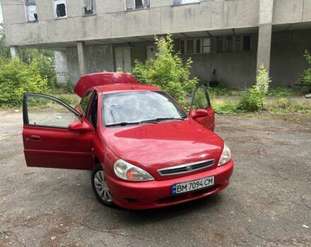 Красный Киа Рио, объемом двигателя 1.3 л и пробегом 300 тыс. км за 2200 $, фото 1 на Automoto.ua