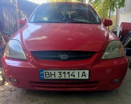 Красный Киа Рио, объемом двигателя 1.5 л и пробегом 300 тыс. км за 2850 $, фото 1 на Automoto.ua