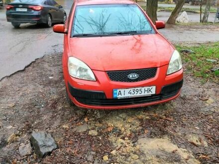 Красный Киа Рио, объемом двигателя 1.34 л и пробегом 243 тыс. км за 4500 $, фото 1 на Automoto.ua