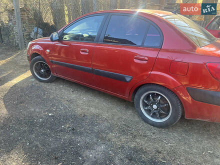 Кіа Ріо 2005 у Боярка на Automoto.ua Червоний Кіа Ріо, об'ємом двигуна 1.4 л та пробігом 180 тис. км за 3999 $, фото 1 на Automoto.ua