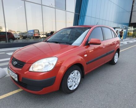 Красный Киа Рио, объемом двигателя 1.4 л и пробегом 280 тыс. км за 3622 $, фото 1 на Automoto.ua