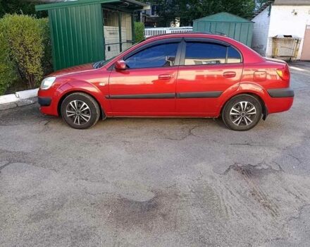 Красный Киа Рио, объемом двигателя 1.4 л и пробегом 97 тыс. км за 7000 $, фото 1 на Automoto.ua