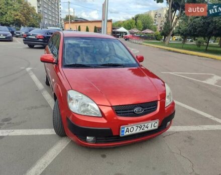 Червоний Кіа Ріо, об'ємом двигуна 1.4 л та пробігом 281 тис. км за 3900 $, фото 1 на Automoto.ua
