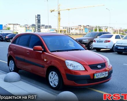 Красный Киа Рио, объемом двигателя 1.4 л и пробегом 280 тыс. км за 3600 $, фото 1 на Automoto.ua