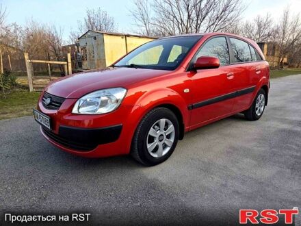 Червоний Кіа Ріо, об'ємом двигуна 1.4 л та пробігом 162 тис. км за 4999 $, фото 1 на Automoto.ua