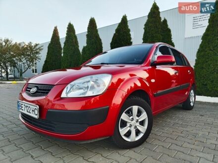 Червоний Кіа Ріо, об'ємом двигуна 1.4 л та пробігом 162 тис. км за 6200 $, фото 1 на Automoto.ua