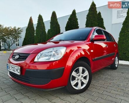 Красный Киа Рио, объемом двигателя 1.4 л и пробегом 162 тыс. км за 6200 $, фото 1 на Automoto.ua