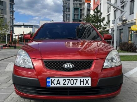 Червоний Кіа Ріо, об'ємом двигуна 1.4 л та пробігом 119 тис. км за 5118 $, фото 1 на Automoto.ua