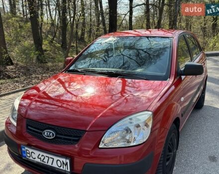 Красный Киа Рио, объемом двигателя 1.39 л и пробегом 122 тыс. км за 5900 $, фото 1 на Automoto.ua