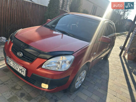 Красный Киа Рио, объемом двигателя 1.4 л и пробегом 230 тыс. км за 4300 $, фото 1 на Automoto.ua