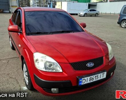 Красный Киа Рио, объемом двигателя 1.4 л и пробегом 171 тыс. км за 5000 $, фото 1 на Automoto.ua
