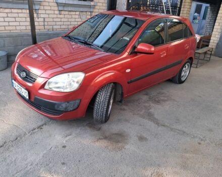 Красный Киа Рио, объемом двигателя 1.4 л и пробегом 200 тыс. км за 3650 $, фото 1 на Automoto.ua