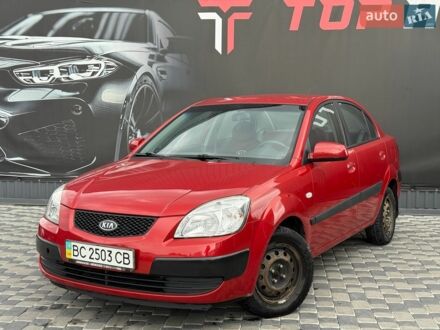 Красный Киа Рио, объемом двигателя 1.4 л и пробегом 155 тыс. км за 3700 $, фото 1 на Automoto.ua