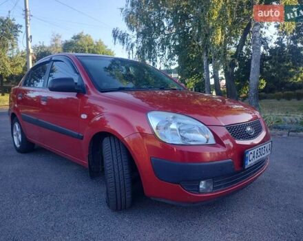 Червоний Кіа Ріо, об'ємом двигуна 1.4 л та пробігом 152 тис. км за 6000 $, фото 1 на Automoto.ua