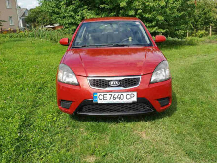 Красный Киа Рио, объемом двигателя 1.4 л и пробегом 195 тыс. км за 5516 $, фото 1 на Automoto.ua
