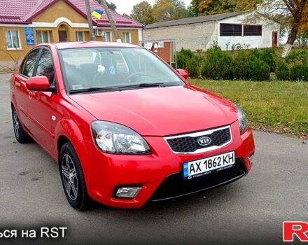 Красный Киа Рио, объемом двигателя 1.4 л и пробегом 95 тыс. км за 6000 $, фото 1 на Automoto.ua