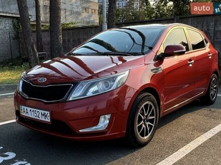 Красный Киа Рио, объемом двигателя 1.59 л и пробегом 236 тыс. км за 8800 $, фото 1 на Automoto.ua