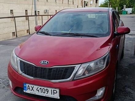 Красный Киа Рио, объемом двигателя 1.59 л и пробегом 272 тыс. км за 5800 $, фото 1 на Automoto.ua