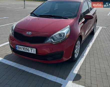 Красный Киа Рио, объемом двигателя 1.59 л и пробегом 223 тыс. км за 5999 $, фото 1 на Automoto.ua