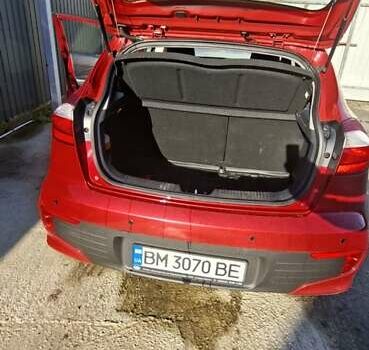 Красный Киа Рио, объемом двигателя 1.4 л и пробегом 104 тыс. км за 9500 $, фото 1 на Automoto.ua