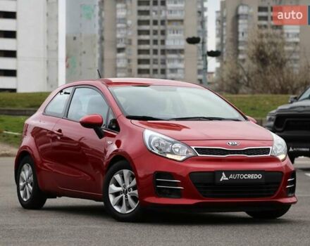 Красный Киа Рио, объемом двигателя 1.4 л и пробегом 77 тыс. км за 12000 $, фото 1 на Automoto.ua