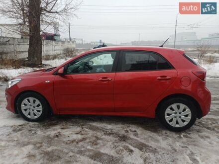Красный Киа Рио, объемом двигателя 1.6 л и пробегом 47 тыс. км за 15300 $, фото 1 на Automoto.ua