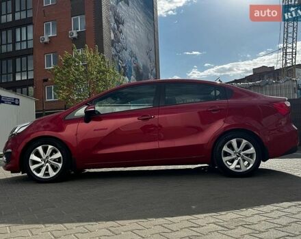 Красный Киа Рио, объемом двигателя 1.4 л и пробегом 84 тыс. км за 12999 $, фото 1 на Automoto.ua