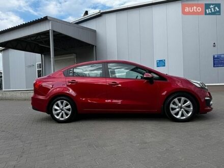 Красный Киа Рио, объемом двигателя 1.4 л и пробегом 84 тыс. км за 12700 $, фото 1 на Automoto.ua