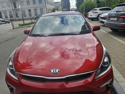 Красный Киа Рио, объемом двигателя 1.59 л и пробегом 68 тыс. км за 14820 $, фото 1 на Automoto.ua