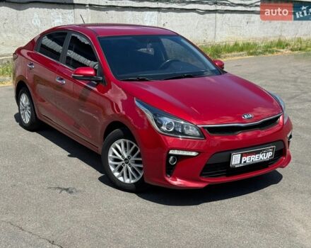 Красный Киа Рио, объемом двигателя 1.59 л и пробегом 73 тыс. км за 14299 $, фото 1 на Automoto.ua