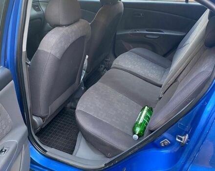 Киа Рио, объемом двигателя 1.4 л и пробегом 165 тыс. км за 3500 $, фото 4 на Automoto.ua