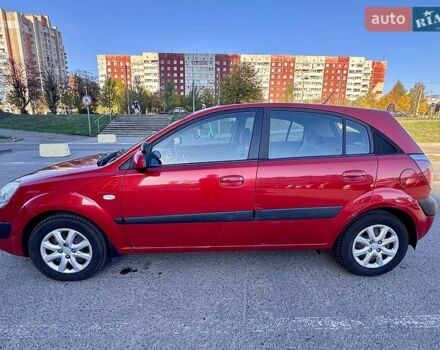 Киа Рио, объемом двигателя 1.4 л и пробегом 212 тыс. км за 3900 $, фото 2 на Automoto.ua