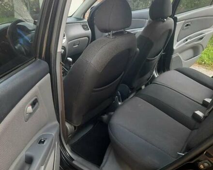 Киа Рио, объемом двигателя 1.4 л и пробегом 290 тыс. км за 4600 $, фото 12 на Automoto.ua