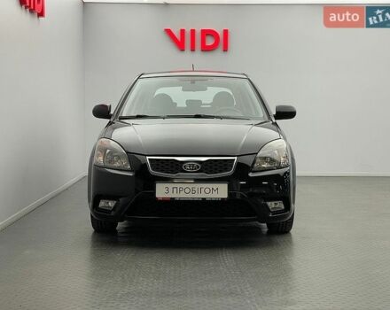 Киа Рио, объемом двигателя 1.4 л и пробегом 136 тыс. км за 5476 $, фото 4 на Automoto.ua