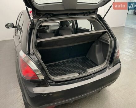 Киа Рио, объемом двигателя 1.4 л и пробегом 136 тыс. км за 5476 $, фото 6 на Automoto.ua