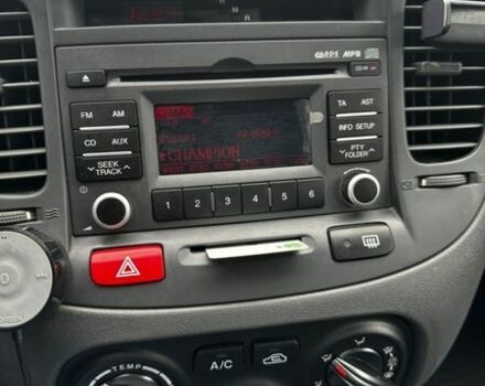 Киа Рио, объемом двигателя 1.4 л и пробегом 87 тыс. км за 6300 $, фото 5 на Automoto.ua