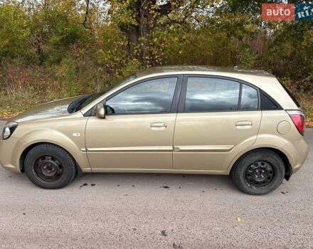 Киа Рио, объемом двигателя 1.4 л и пробегом 112 тыс. км за 5350 $, фото 7 на Automoto.ua