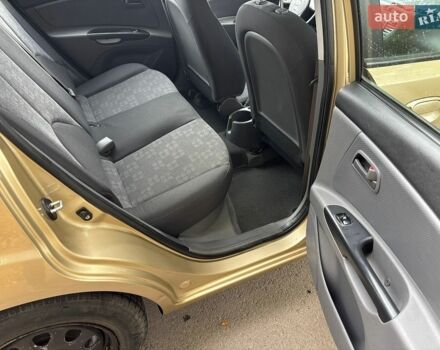 Киа Рио, объемом двигателя 1.4 л и пробегом 112 тыс. км за 5350 $, фото 12 на Automoto.ua