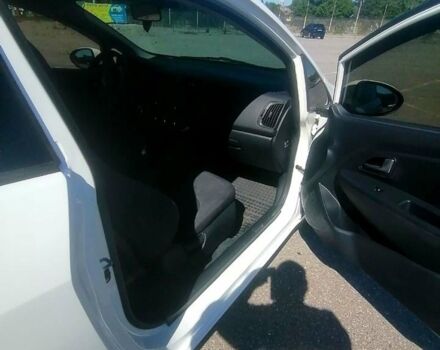 Киа Рио, объемом двигателя 1.1 л и пробегом 140 тыс. км за 6200 $, фото 4 на Automoto.ua