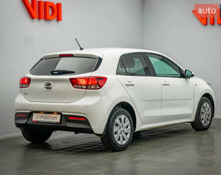 Кіа Ріо, об'ємом двигуна 1.4 л та пробігом 75 тис. км за 12459 $, фото 1 на Automoto.ua