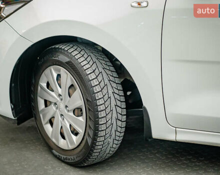 Кіа Ріо, об'ємом двигуна 1.4 л та пробігом 75 тис. км за 12459 $, фото 7 на Automoto.ua